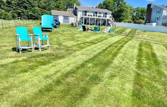 Lakefront, game room, firepit, kayaks, pedal boat, frog mat, canoe