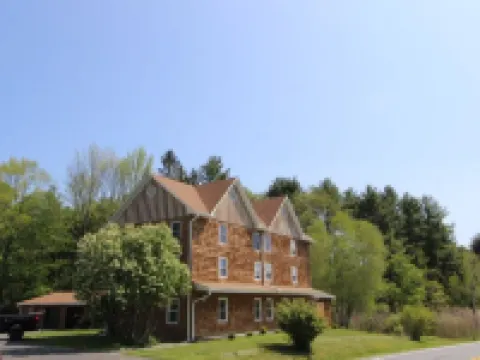 8 Minutes to Bethel Woods! Apt. 1  is on the First Floor  and Newly Remodeled Hotels in Delaware