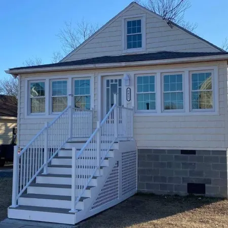 Cottage On Famous Chincoteague Island-Famous Wild Ponies