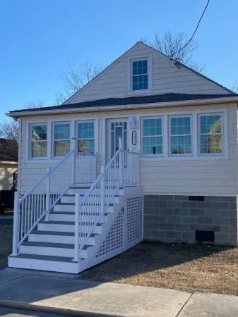 Cottage On Famous Chincoteague Island-Famous Wild Ponies