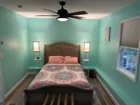 Large Heated Pool & Hot Tub, Near Quantico DAY Parties and Cookouts Welcome