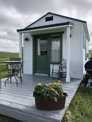 It's summer in Montana! Farmhouse Style Home and Bunk House