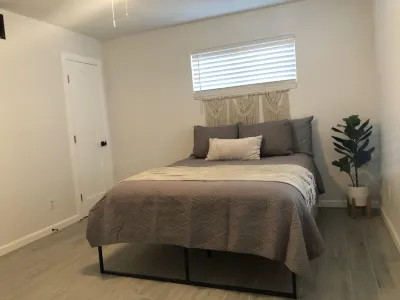 Centrally located 2 bedroom unit