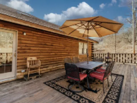 Catskills Cabin Rental Only 2.5 Hours Away From NYC! Hotels in Colchester