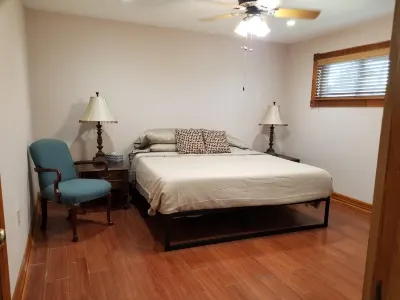 Cozy Corner Six Mile from French Quarter! Hotels near Wimpy's