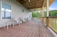 Greers Ferry Lake with Breathtaking lake views and a trampoline for the kids!