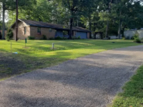 Toledo bend lake view home quiet neighborhood community boat launch. Hotels in Sabine Parish