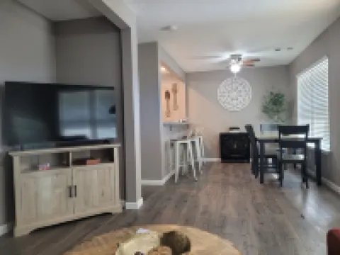 Pet-Friendly Home for 7 with Fire Pit Hotels in Junction