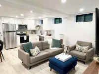 Newly Renovated, AC, Walkable, Central Downtown Bothell ボセルのホテル