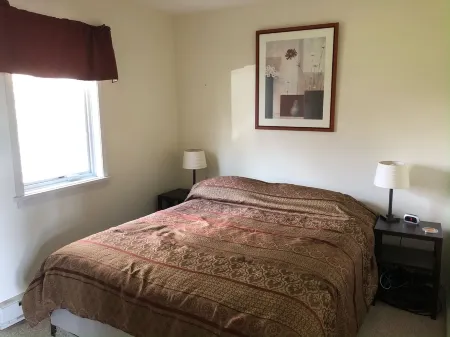 North Shore, Conesus Lake Отели в г. Ливингстон