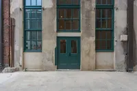 Stylish DT Apartment Loft l Rooftop+Parking+Gym! Sleeps 4