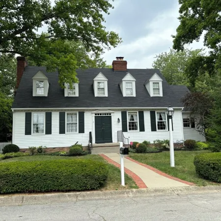 Recently remodeled Colonial-style home with room for the whole family!