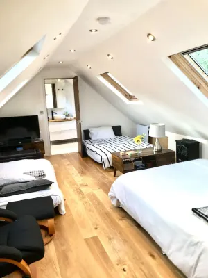 Cosy new Loft with bathroom and facilities