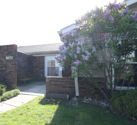 Charming Lafayette Condo: Cozy Retreat in Indiana Отели в г. Лафайетт