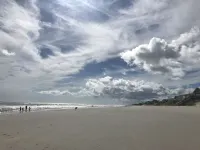 Two Seas- Waterfront Beach House New in 2023 - Oak Island, NC