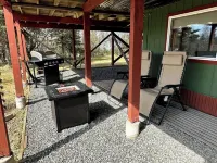 The Grotto Alaska 1BR Apartment, Near Katmai! Hoteles en King Salmon