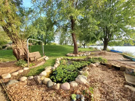 Tip of the Peninsula Lake House Retreat