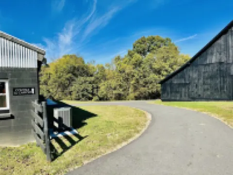 Nonna’s Place - Pole Barn Dwelling Near Mammoth Cave