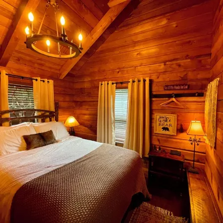 Peaceful Cabin Retreat  - 5 Miles to Downtown Blowing Rock!