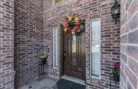 Beautiful and Very Spacious house 6 bed/3.5 baths