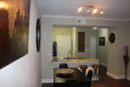 Cozy Space—Near Lenox Mall—Close to everything!!!!!!