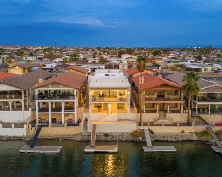Exceptional 4 Bedroom Riverfront Home with Dock! Sleeps 16 Hotels in Laughlin