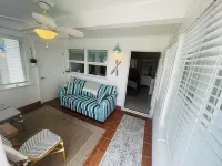 1BR beach getaway: pool, pier, sunset views. Full amenities. Near beach access.