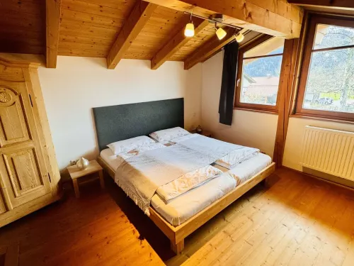 Gemütliche, Modern Ausgestattete Ferienwohnung mit Sonnenterasse und Bergblick