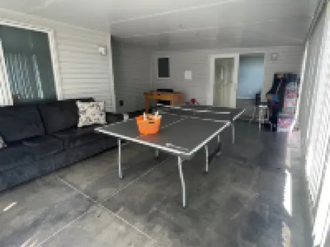 Huron Lake House Getaway at Old Homestead Beach = Beach & Chill Hoteles en Municipio de Huron