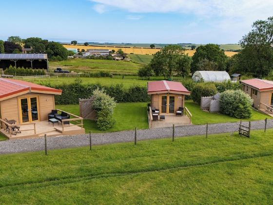 New Cosy Lodge - Self Contained In Rural Location
