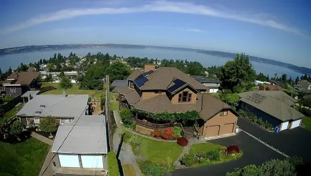 Serene Sunsets - Warm and Cozy Basement Suite