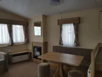 8 Berth Caravan with Spacious enclosed garden