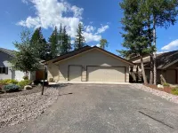 Relaxing 3bd Getaway 20 min to Glacier & 10 min to Whitefish