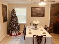 Modern Updated Family HOME