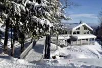Private Brookside Getaway