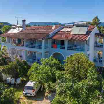 Angela Hotel & Apartments Hotel Exterior