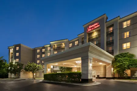 Hampton Inn & Suites Washington-Dulles International Airport