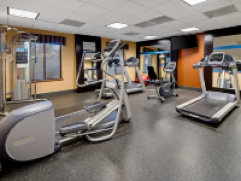 ハンプトン イン & スイーツ ベーカーズフィールド / ハイウェイ 58 カリフォルニア ベーカーズフィールドのホテル