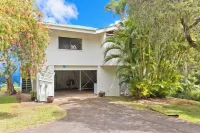 Tranquil Ocean View Cottage: Your Idyllic Escape at Waipio Valley, Big Island HI