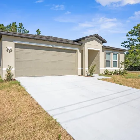 Charming 4-bedroom house with WiFi and AC in pleasant Spring Hill