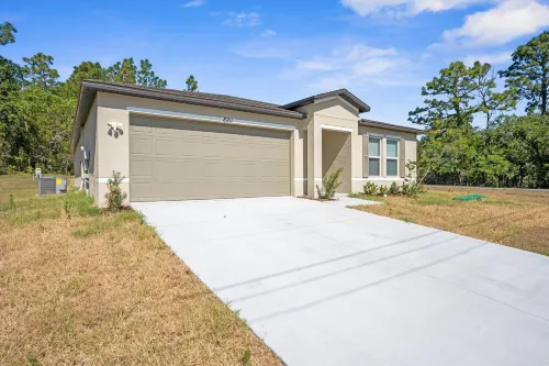 Charming 4-bedroom house with WiFi and AC in pleasant Spring Hill