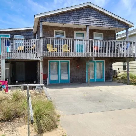 Shore Beats Work2040 Sq ft)