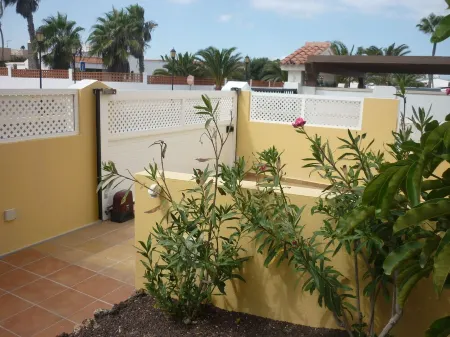 VILLAS 20 METERS FROM THE SEA OF THE SEA, WITH PRIVATE POOL. Отели в г. Корралехо