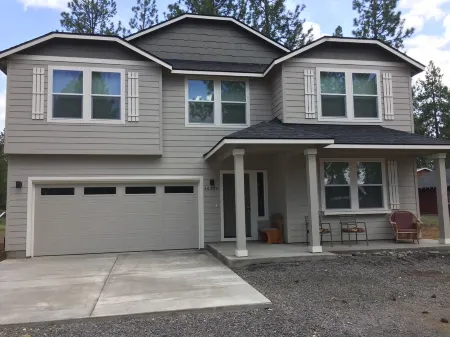 Beautiful 6 bedroom, 3 bathroom house custom built for vacation rental.