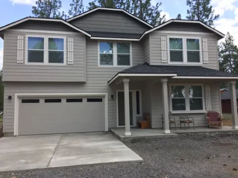 Beautiful 6 bedroom, 3 bathroom house custom built for vacation rental.