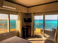 Luxury Apartment 3BR & Full Sea View Hotels in Mersa Matruh