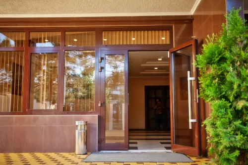 Favorit Hotel - parking