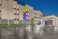 Spark by Hilton Clarks Summit Hotels near Lahey Family Fun Park