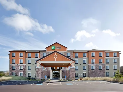 โรงแรม ฮอลิเดย์ อินน์ เอ็กซ์เพรส โฮเทล แอนด์ สวีทส์ นิวพอร์ต บาย IHG