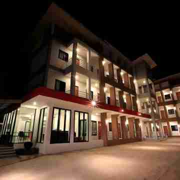 สมสมัยสไตล์ อพาร์ทเม้นท์ Hotel Exterior